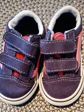 Kids Navy and Pink Velcro Sneakers